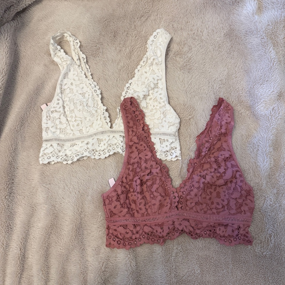 Set of 2 Victoria’s Secret Lace Bralettes. White and Mauve.